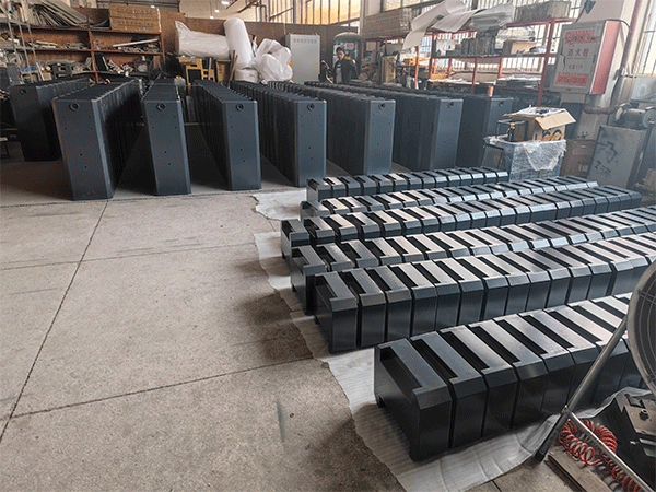 機(jī)柜、機(jī)箱