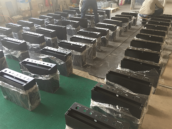 機(jī)柜、機(jī)箱